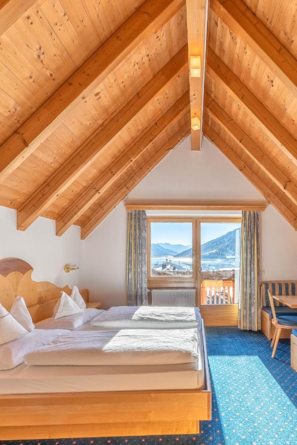 Hotel Schwarzer Adler Резия Экстерьер фото